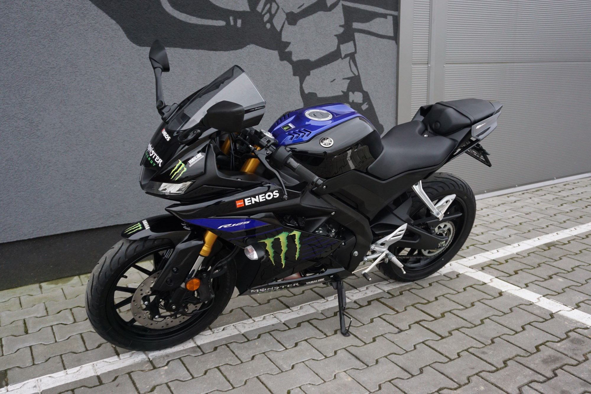 Yamaha YZF R125 Monster