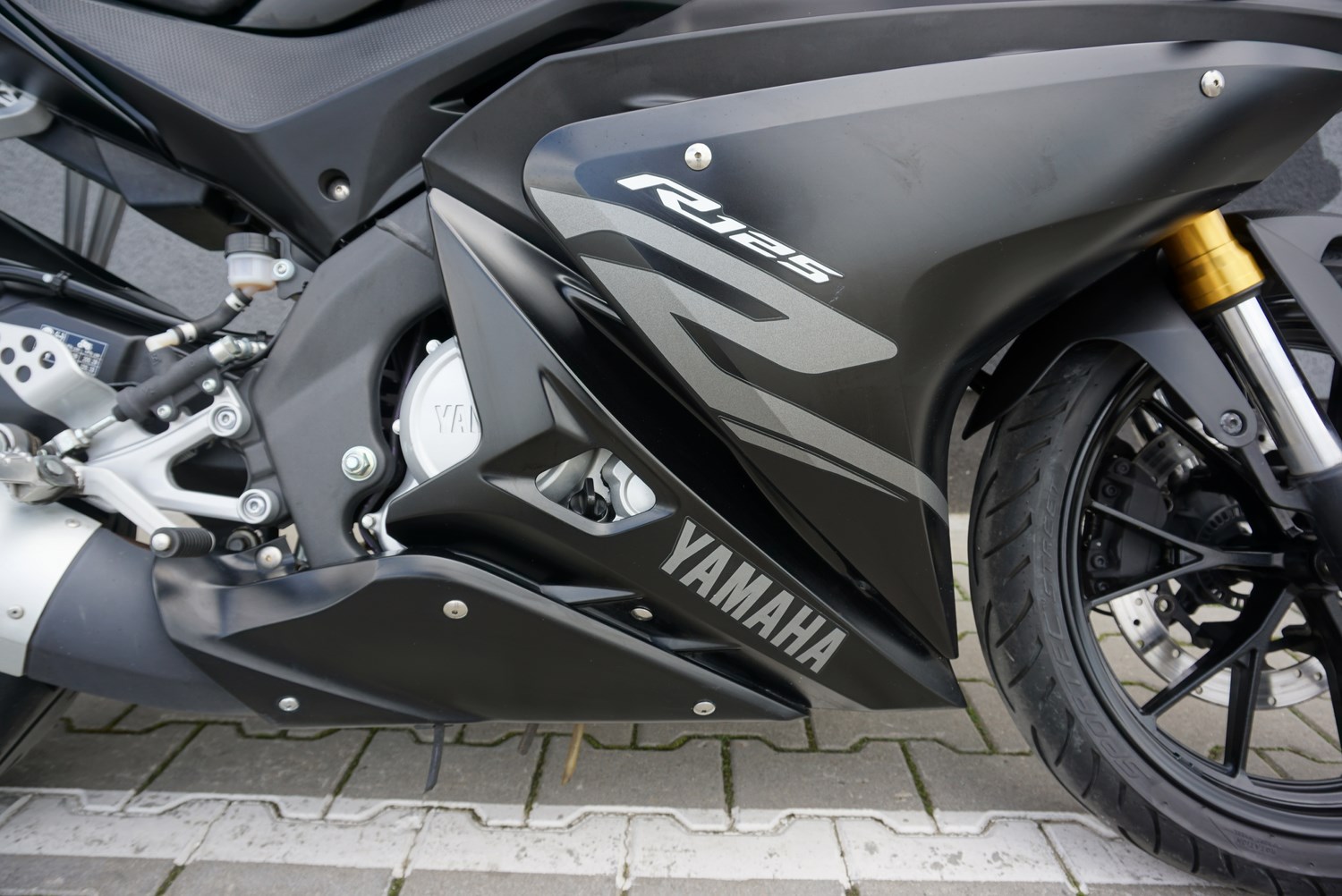 Yamaha YZF R125 Obniżona
